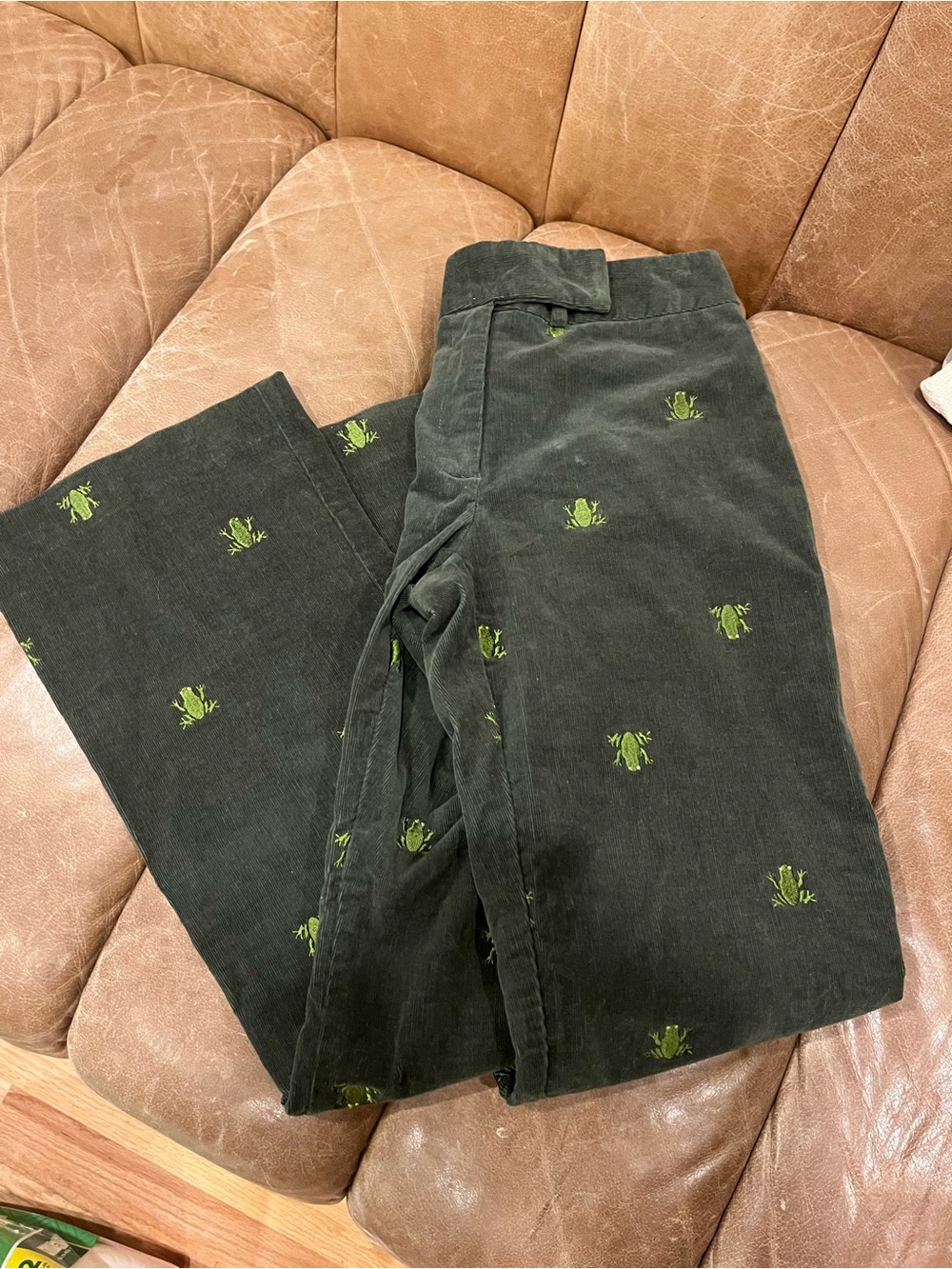 Lilly Pulitzer Green Corduroy Frog Pants
